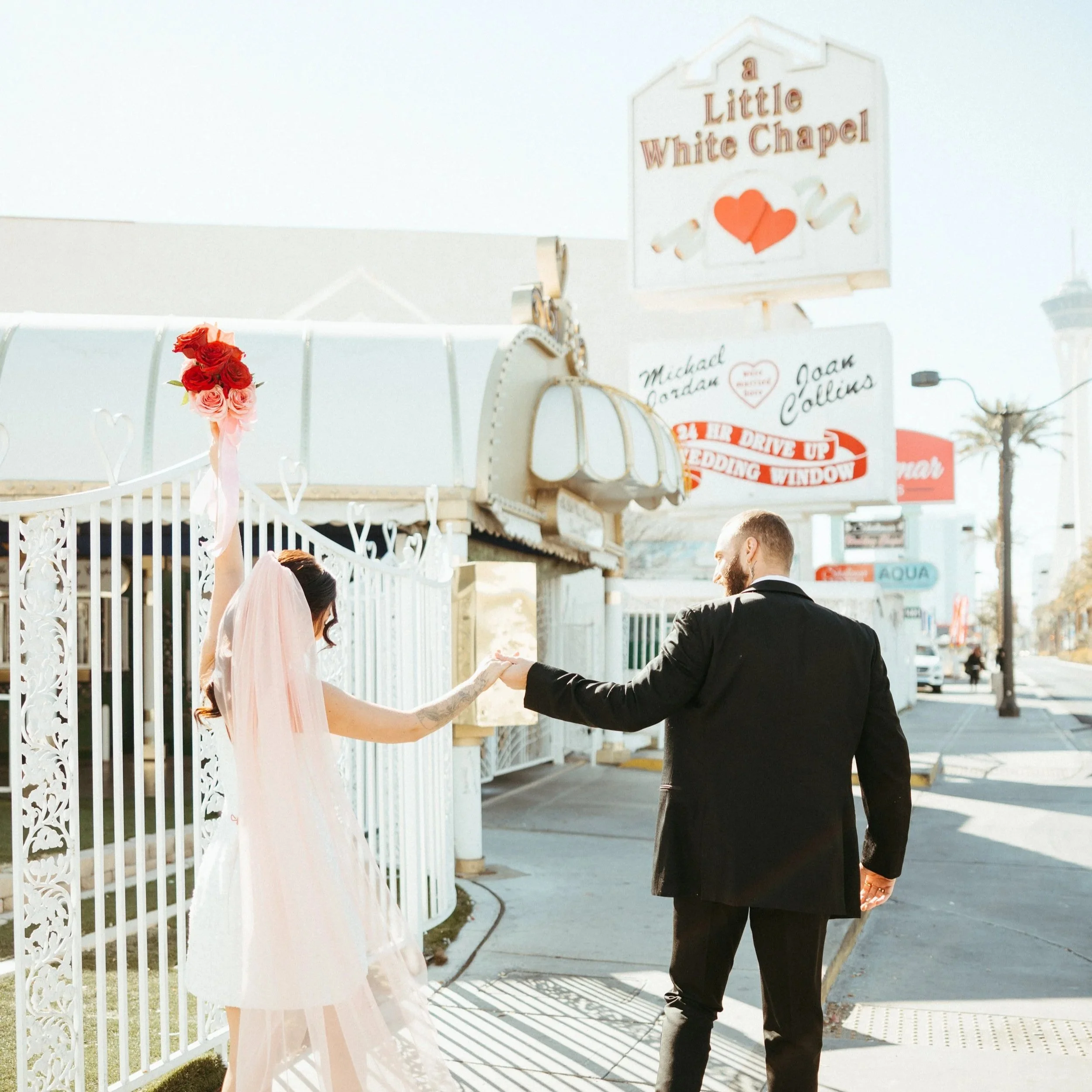 A Little White Chapel in Las Vegas Is a Legendary Place to Say “I Do”