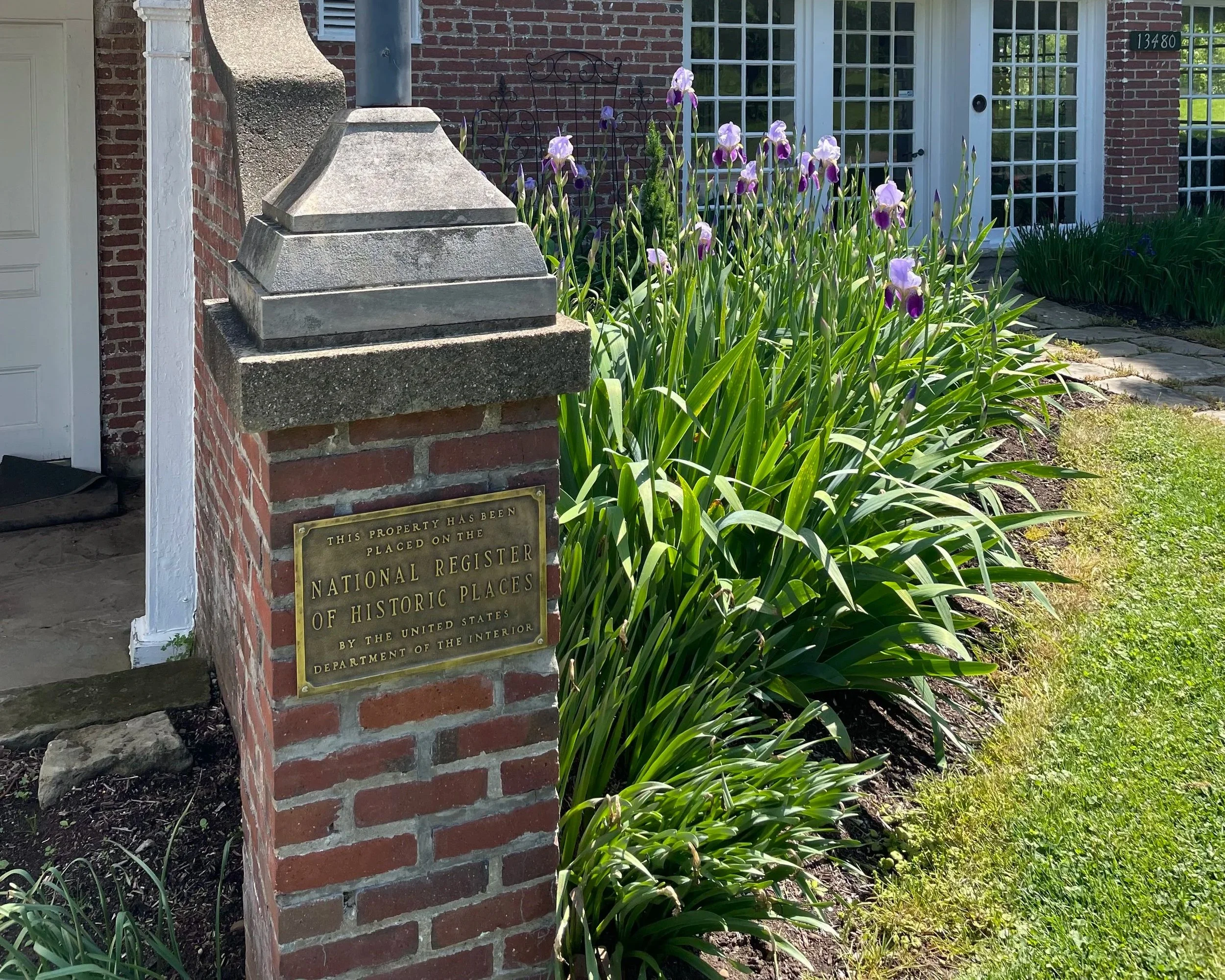 MANOR HOUSE TOURS