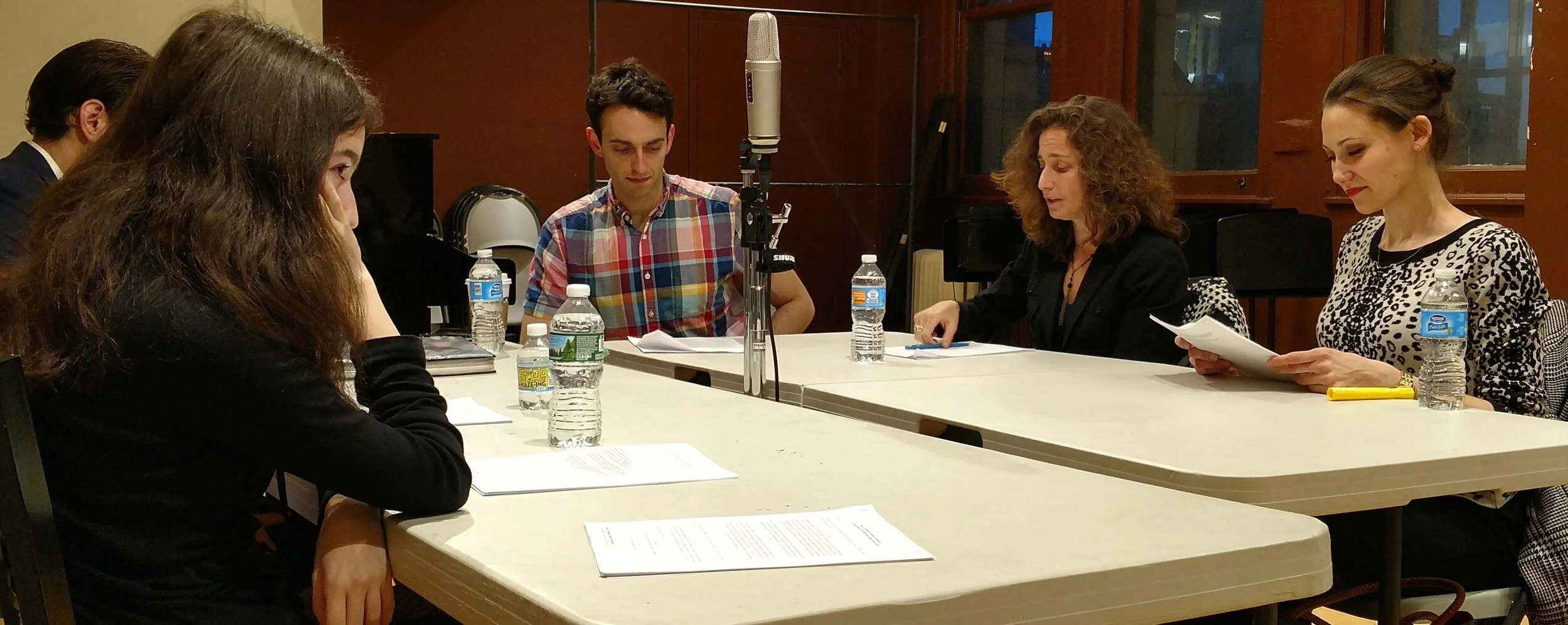 Table reading 1.jpg