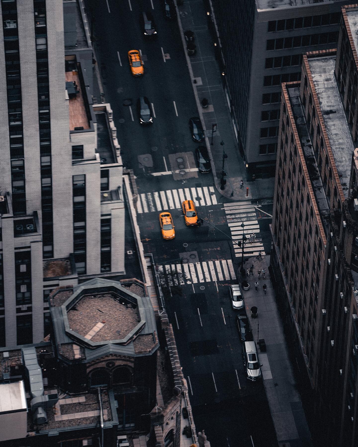 Goes to the MOMA&hellip; only takes pics out the window 😂