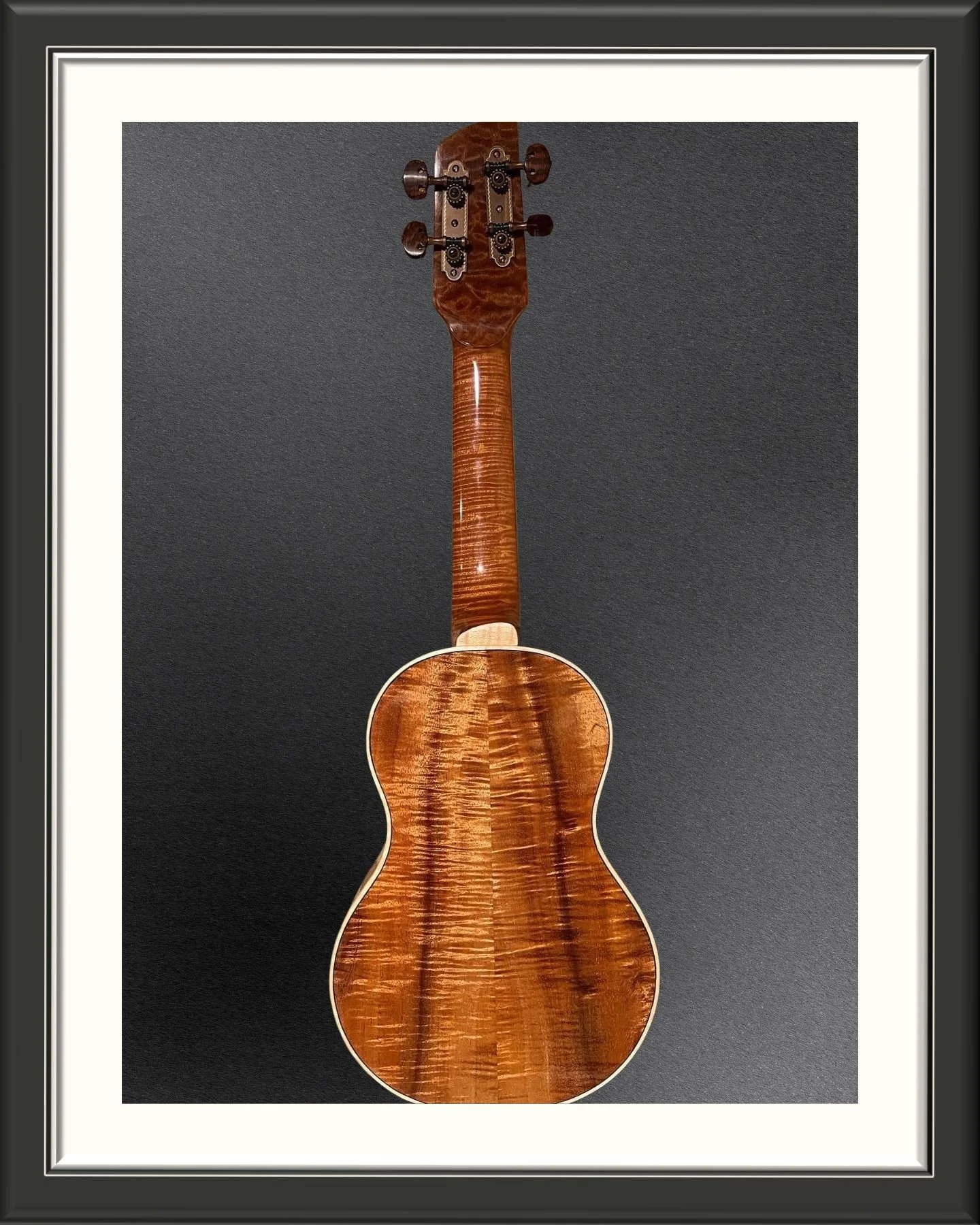 MachMachines Bird of Paradise Custom Ukulele_full back