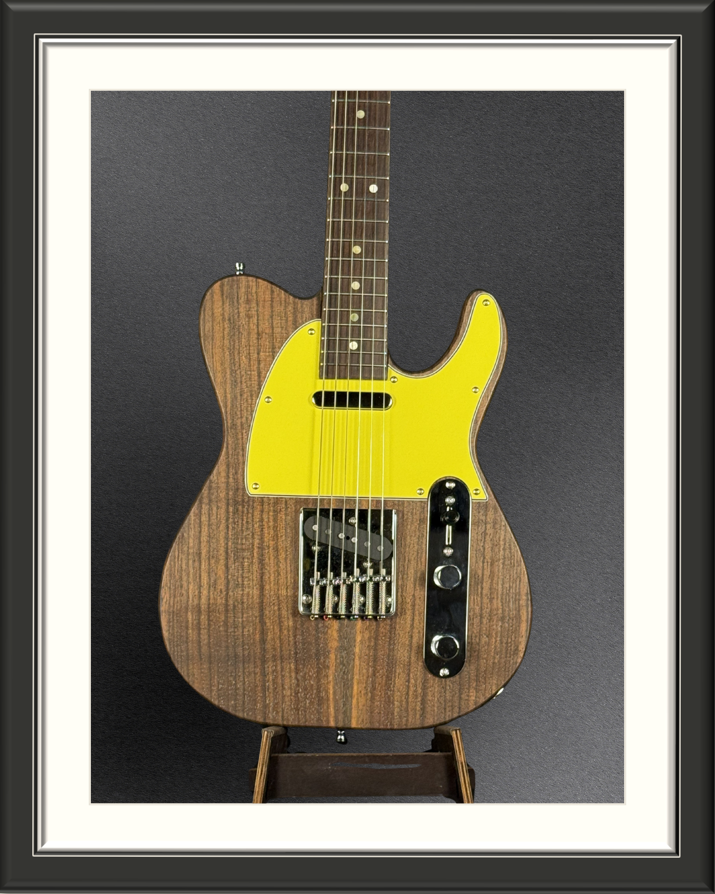 MachMachines Fellacaster Custom Electric Guitar_front body yellow pickguard