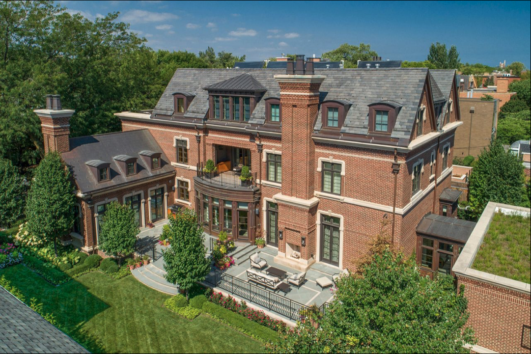 SB_Exterior Rear 1.png