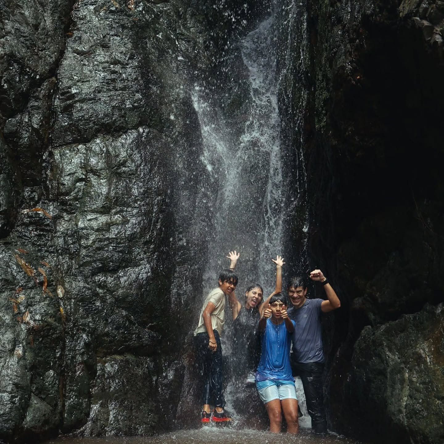 El v&iacute;nculo, la relacion.. el 💘  amor... sii, s&uacute;per importante...al mismo tiempo: primero crea el v&iacute;nculo contigo, entiende y comprende lo que te incomoda, comunicalo, vieja... pero dilo...&iquest;ya lo dijiste?... antes de queja