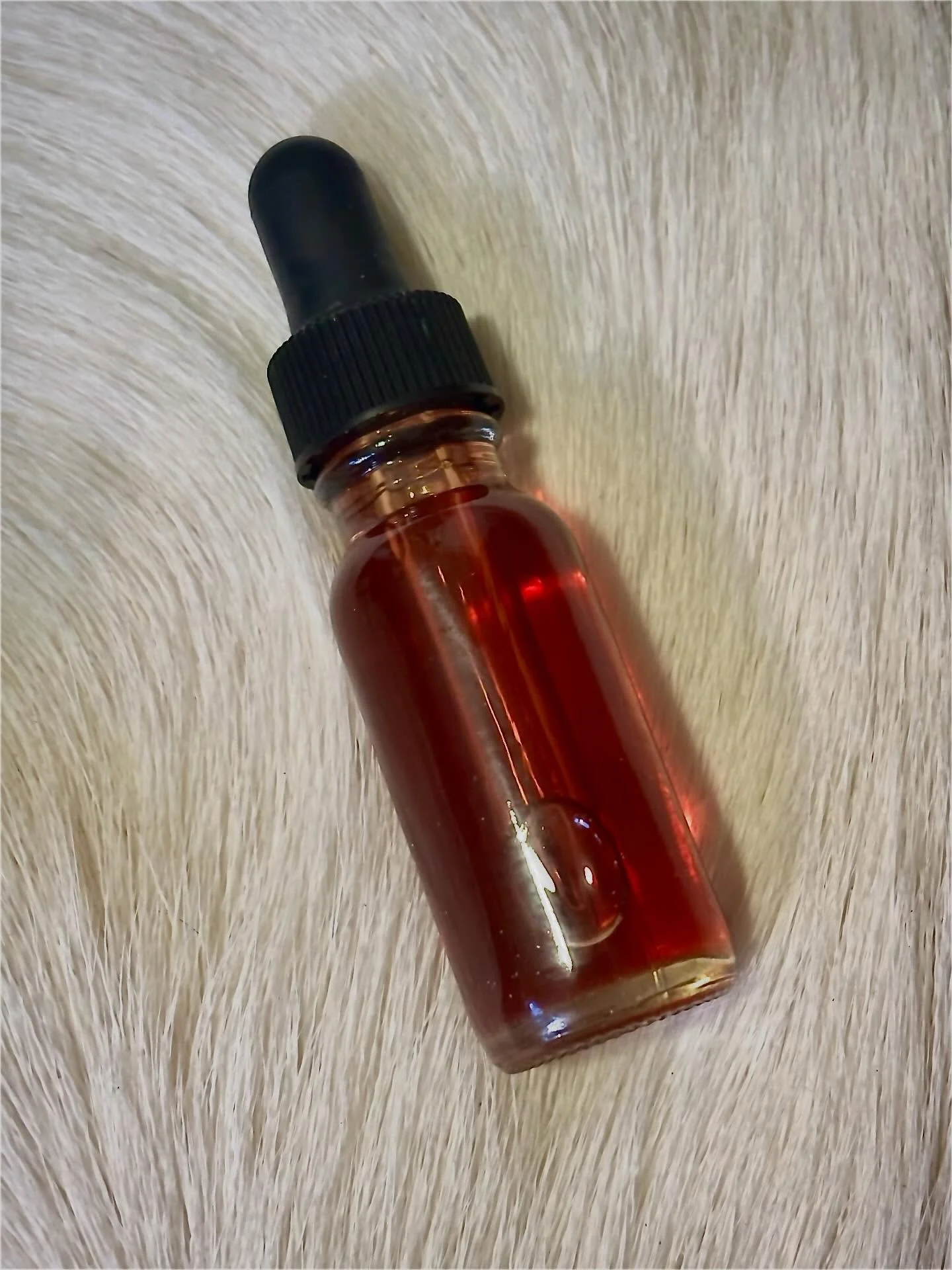 Seasonal Offerings Available 🤲🏽

My offerings right now center a focus on: 
&bull;Honouring your Sacred Rage &amp; Resistance 
&bull;Tending the fire within during Great times of Atrocity. 
&bull;Nourishing encumbered nervous systems and 
&bull;Res