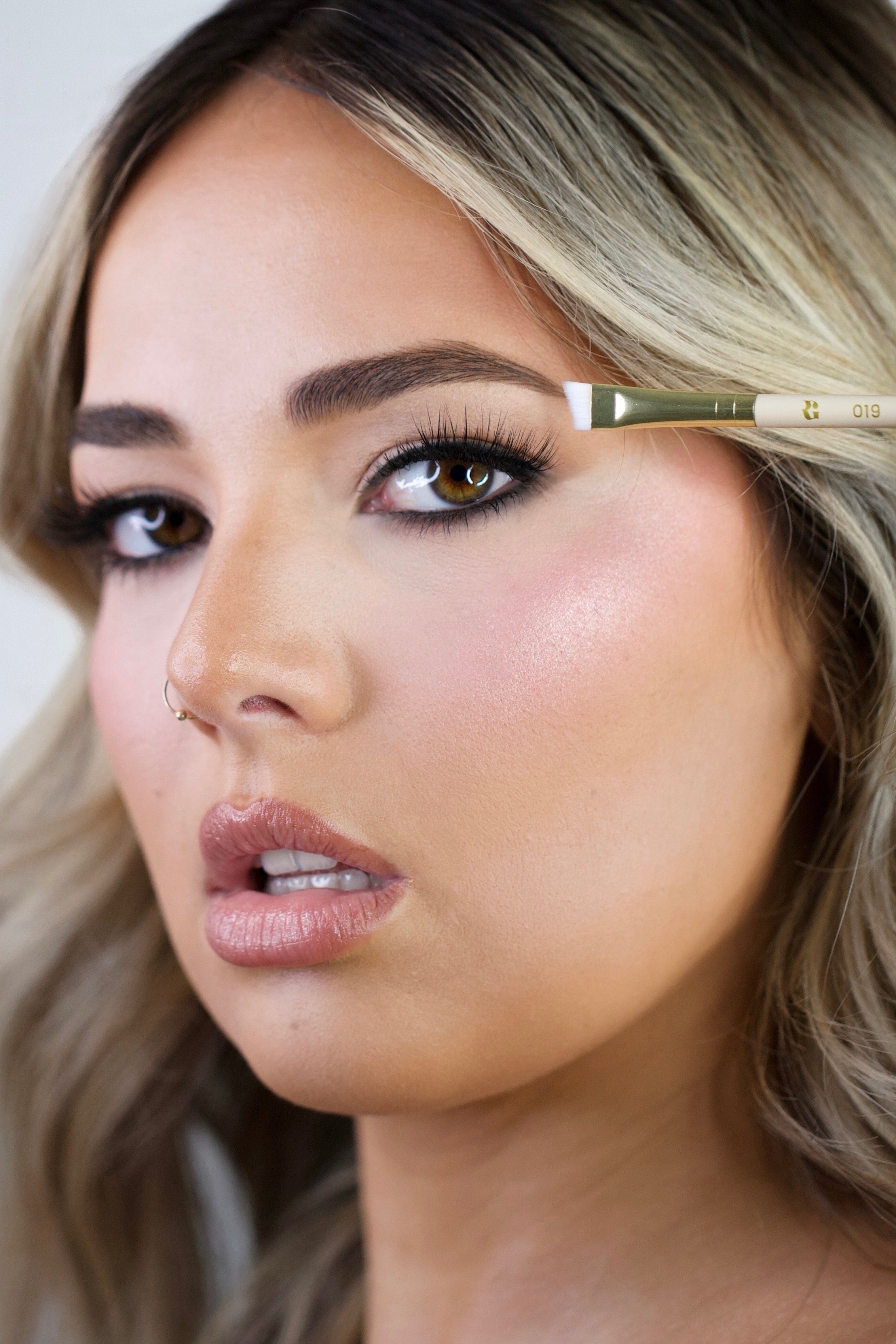 019 FINE LINE EYELINER BRUSH