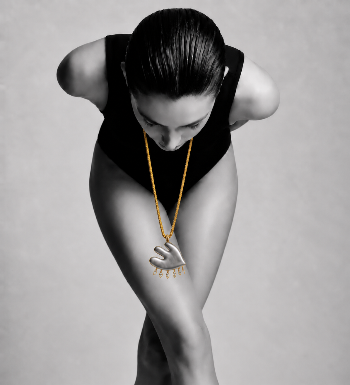 Echo of the Sky Necklace 01.png