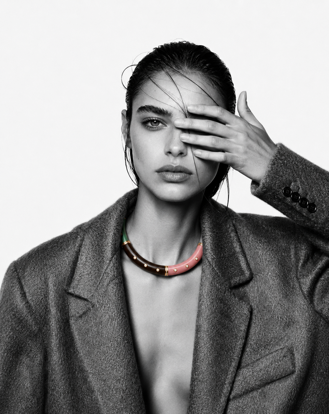 Four Seasons necklace 01.png