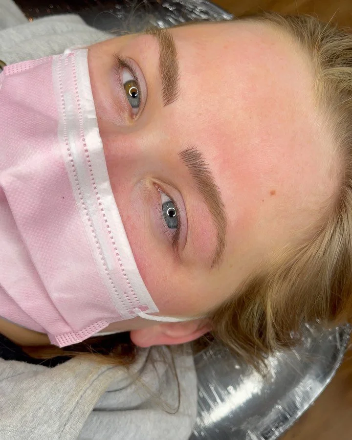 Brows 😍

Ok so this is right after a brow touch up, swipe to see her first session healed, and then her brows before any microblading!!