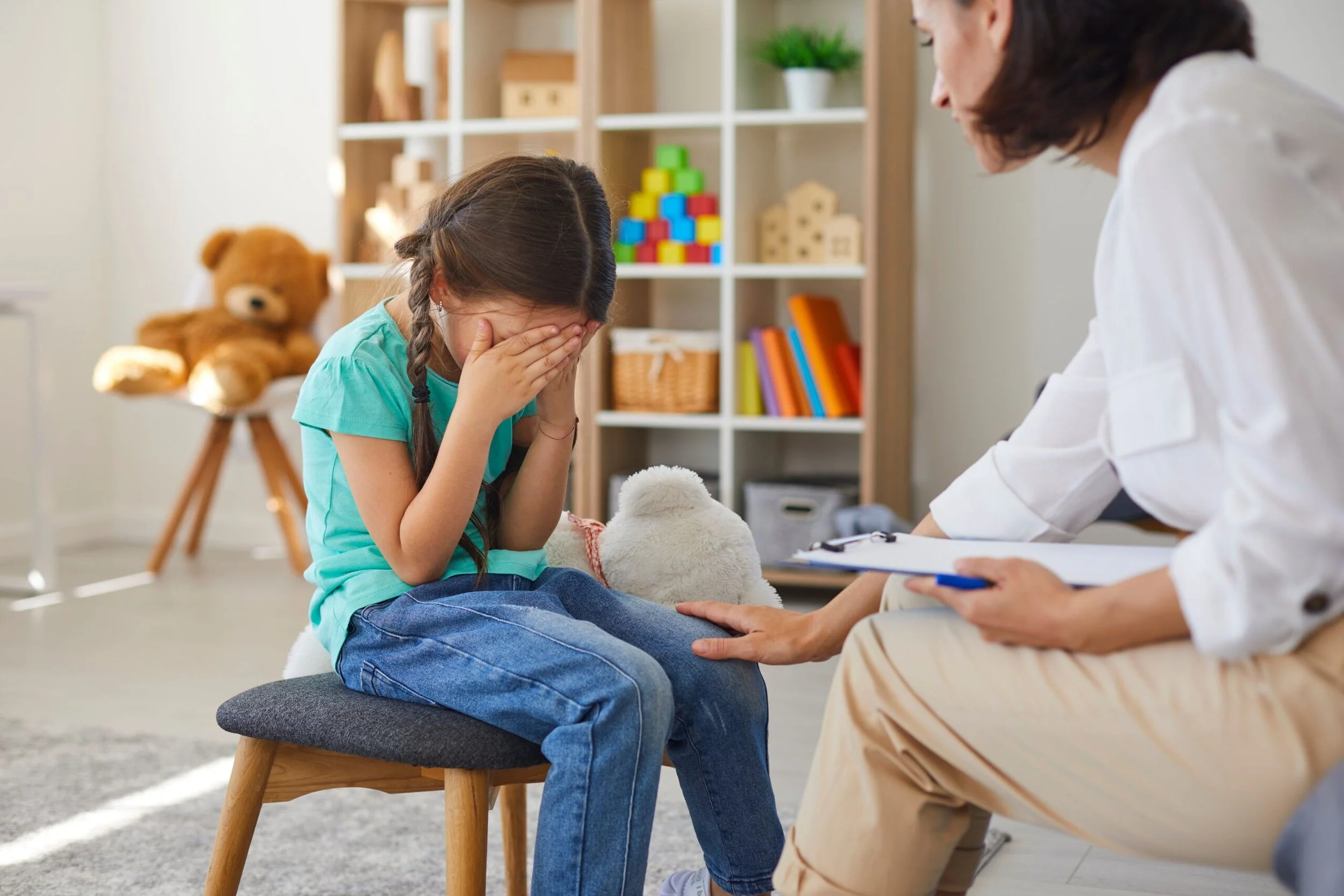 CRISIS MANAGEMENT: TIPS FOR PARENTS OF CHILDREN WITH AUTISM