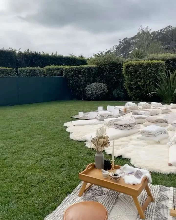 Spaces created with intention can exist anywhere, offering calm, balance, and a place to simply exhale.

Designing environments that help you slow down, reset, and come back to yourself is at the heart of what we do. 🤍

#healingspace #holisticdesign