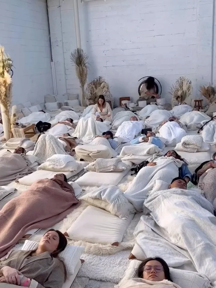 Shared moments carry a different kind of energy, when people gather with intention, something meaningful is created in the space between them.

Through sound, stillness, and presence, this ceremony was designed to offer a moment to slow down, reconne