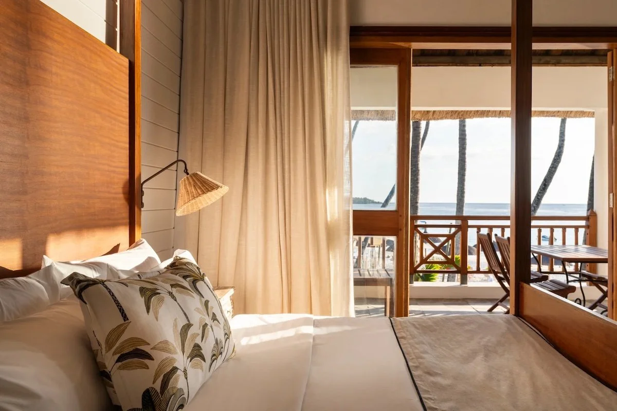 Constance-Sakoa-Boutik-Accommodation-Junior_Suite_Sea_View-02.jpeg