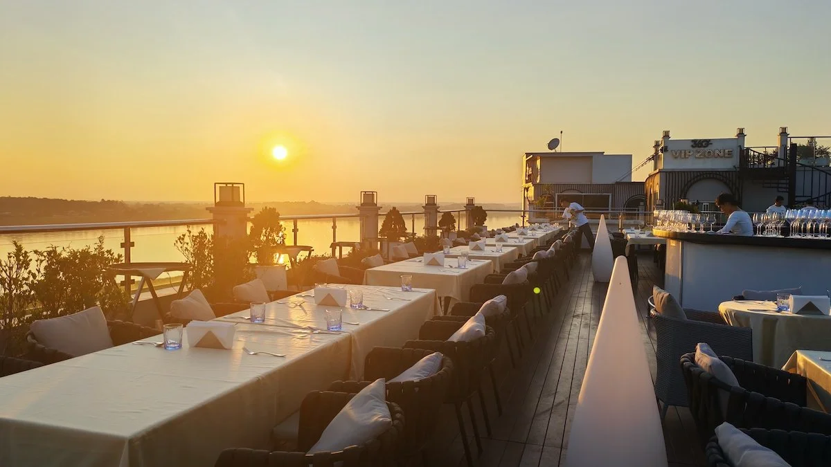 Rooftop Bar.jpg