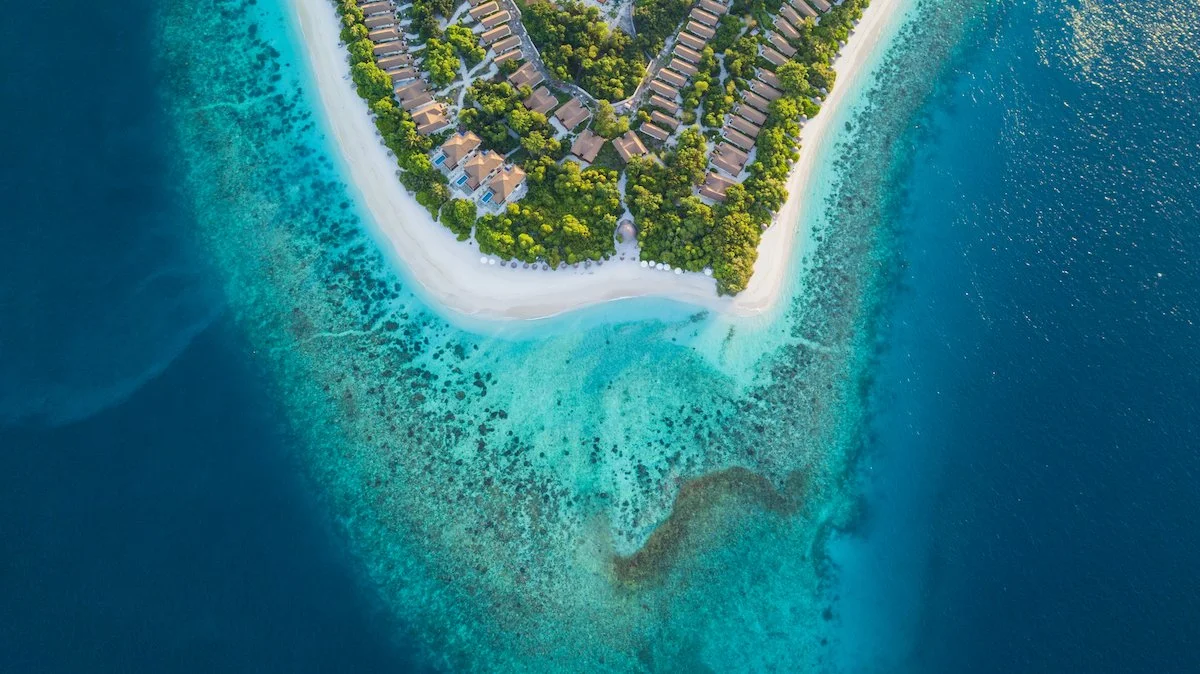 Reethi Faru - nala bar side aerial.jpg