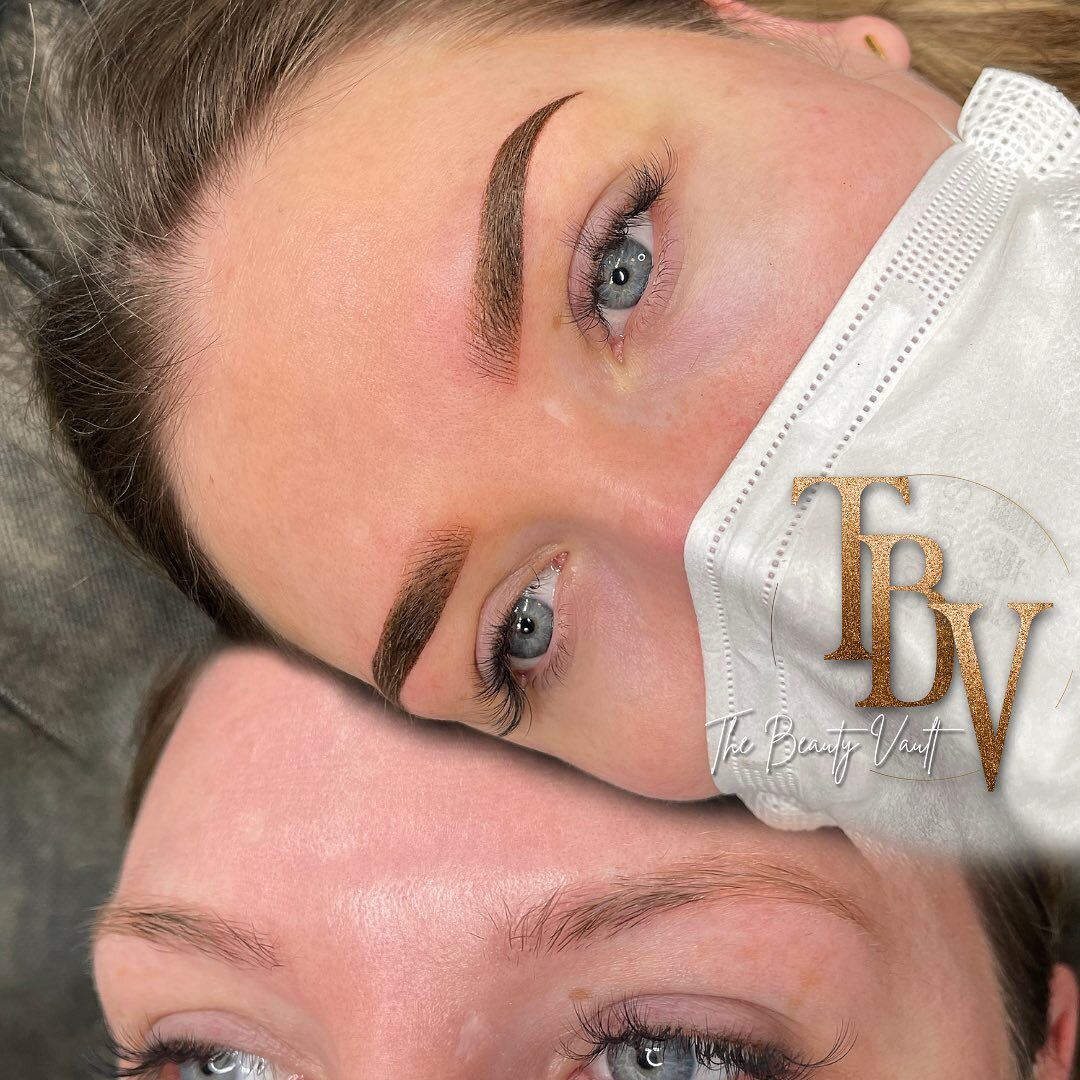 Combo brows 🤩🤩🤩🤩 haven&rsquo;t posted in a while but that&rsquo;s because I&rsquo;ve been busy giving these ladies their dream brows 🤩 this was a cover up of old microblading. Corrected with a more neutral tone ( @browdaddy dark teddy and bronzi