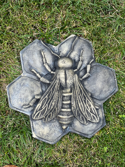 Huge Bumble Bee Concrete Stepping Stone Mold 1328