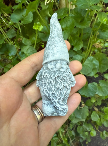 two gnomes7.png
