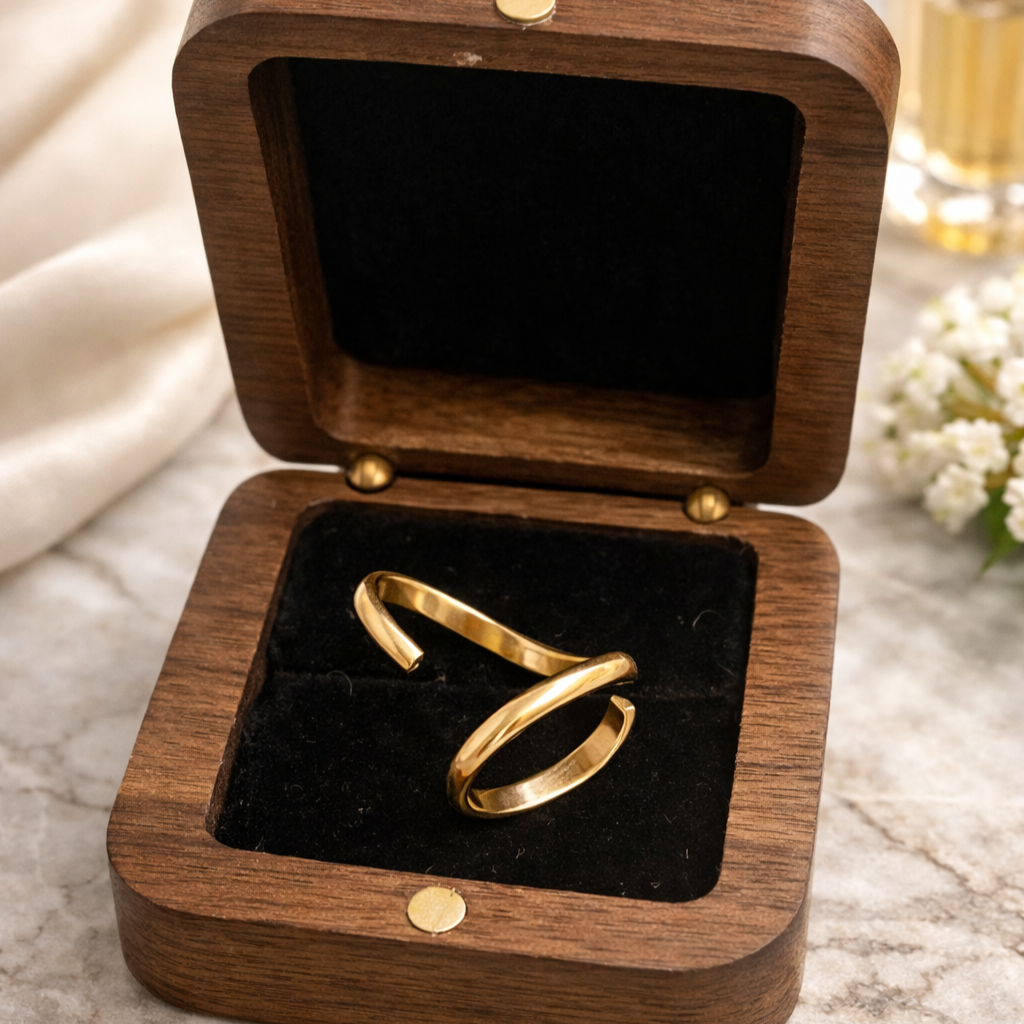 Adjustable Over-the-Nail Ring