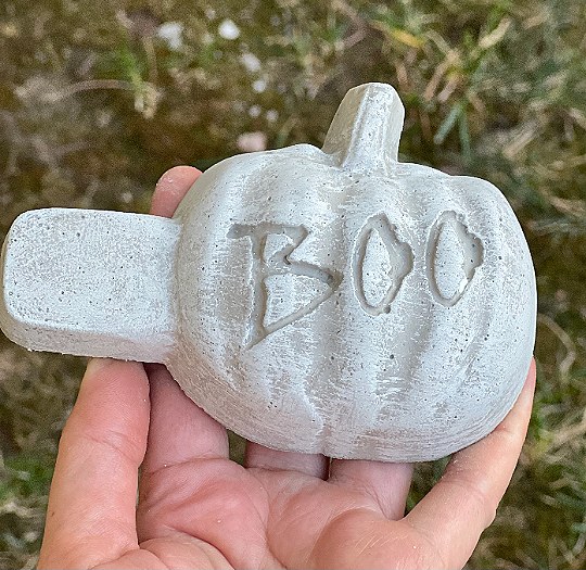 boo+pot+feet4.png