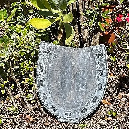 Lucky Horseshoe Shape Stepping Stone
