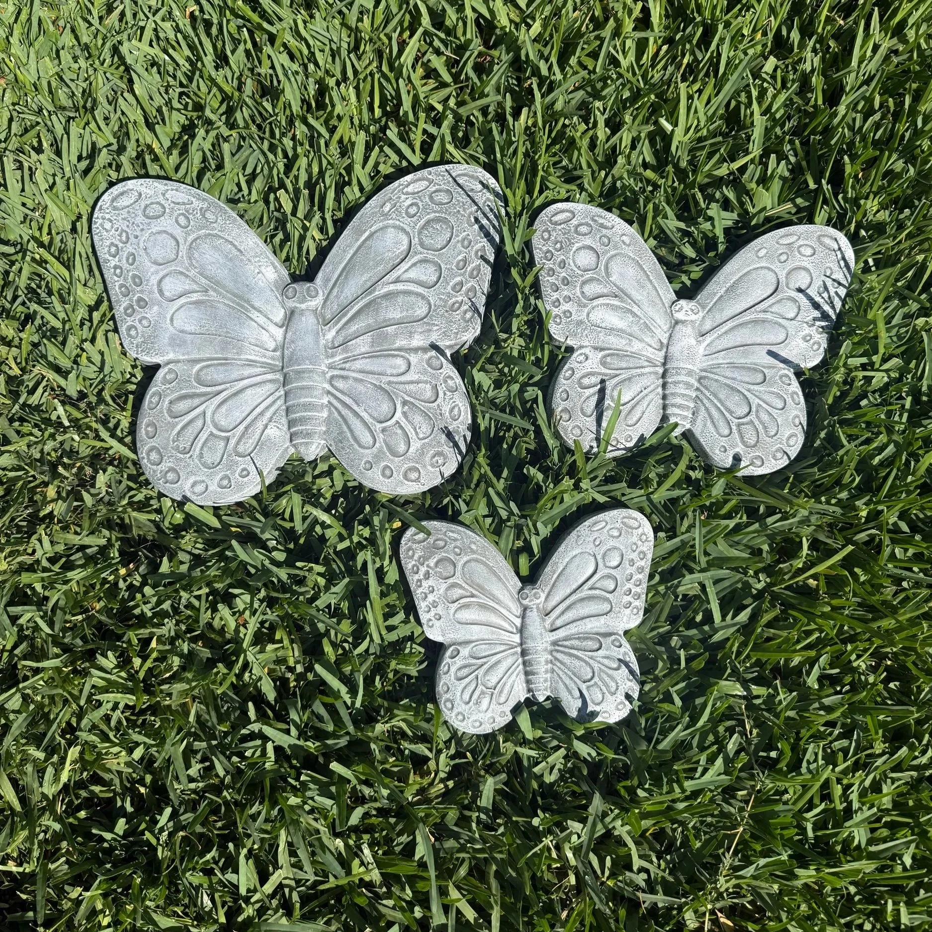 Concrete Butterfly Garden Stepping Stone, Decorative Walkway Stepping Stones