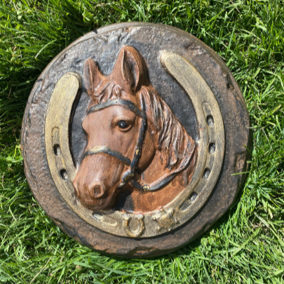Round stepping stone of brown horse head with gold horseshoe Backyard Stone Art Stepping Stones for your Garden or pathway