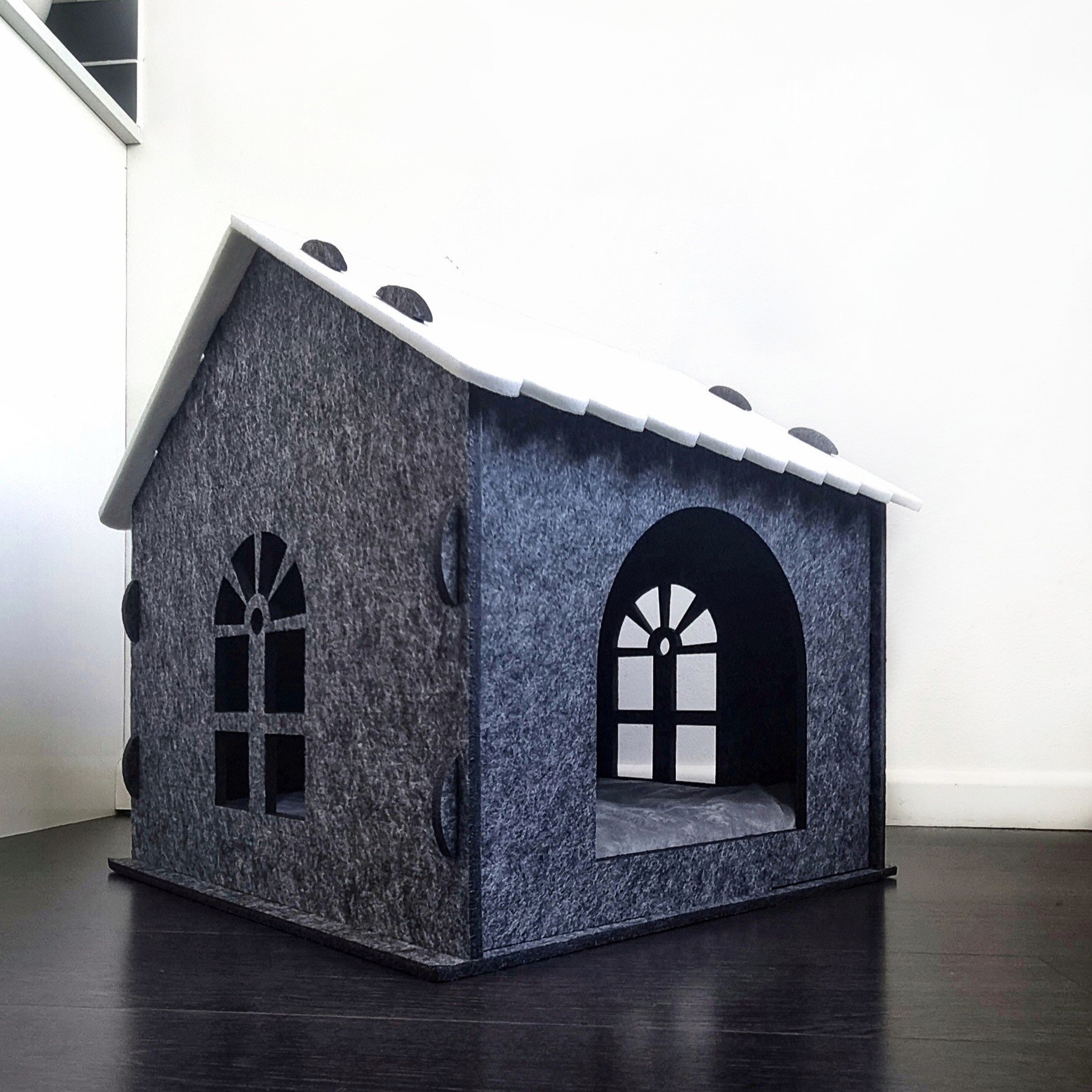 House cropped .jpeg