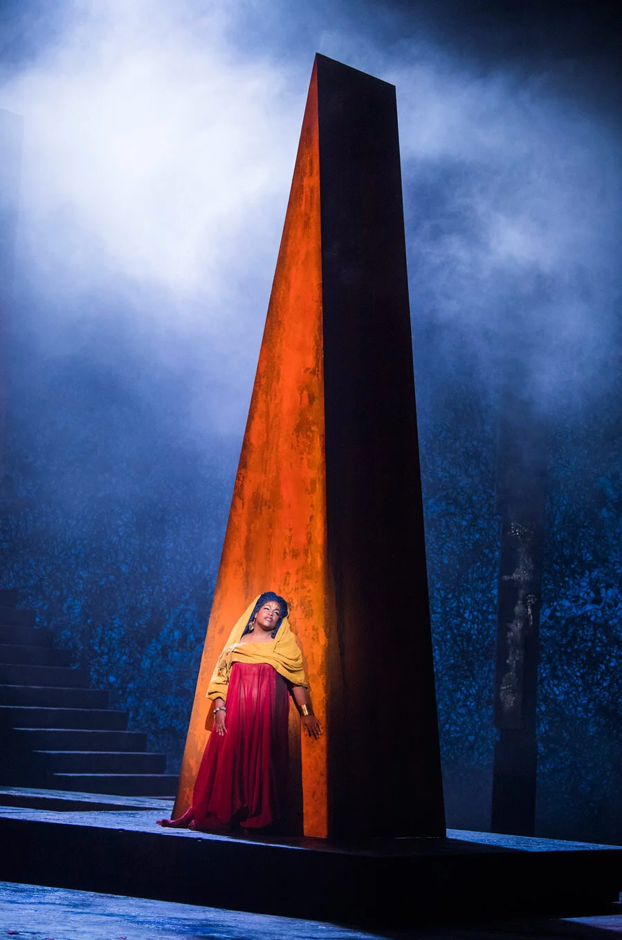 Latonia+Moore+Aida+2,+English+National+Opera,+2017.JPG