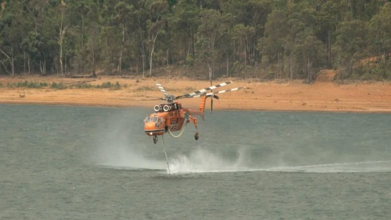 WA fires: deadly Waroona blaze contained but not controlled, downgraded to 'advice'