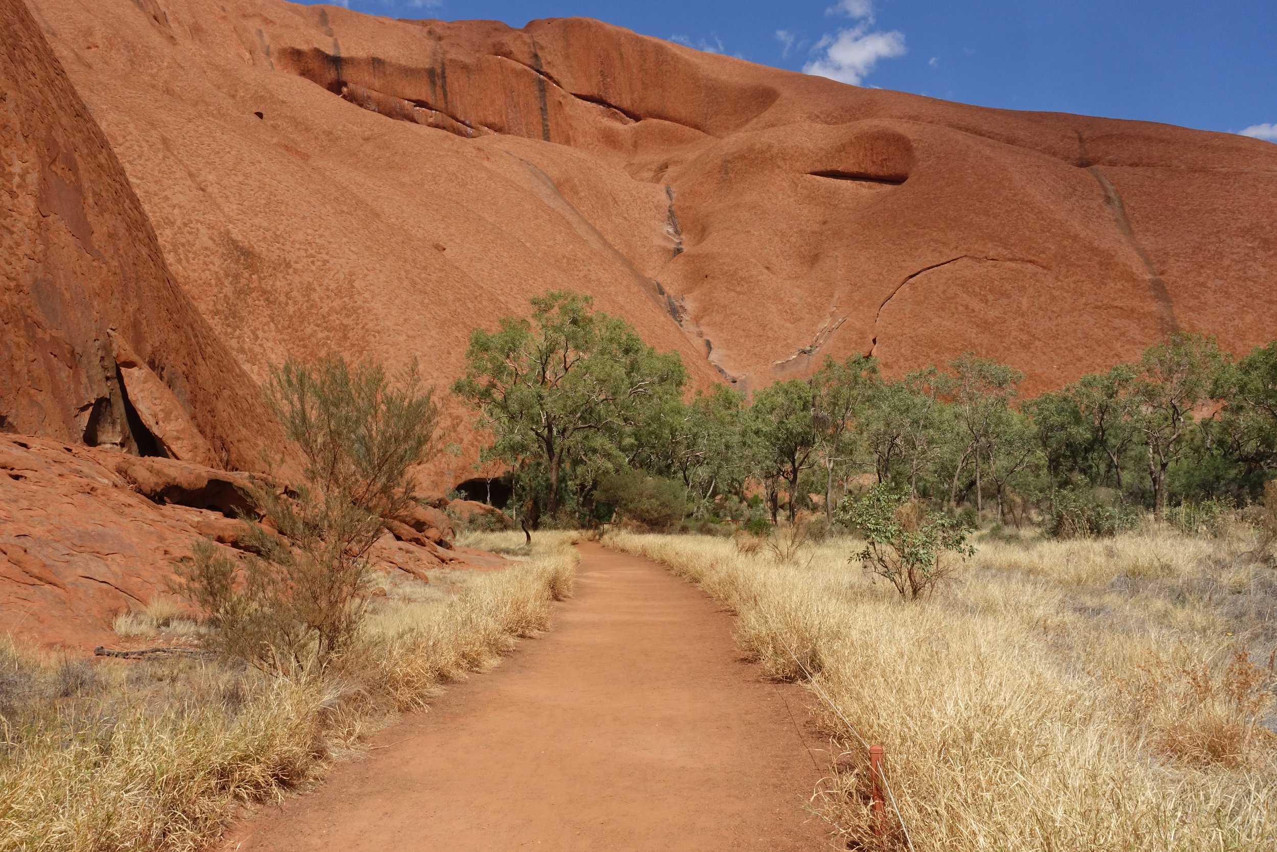  Uluru 