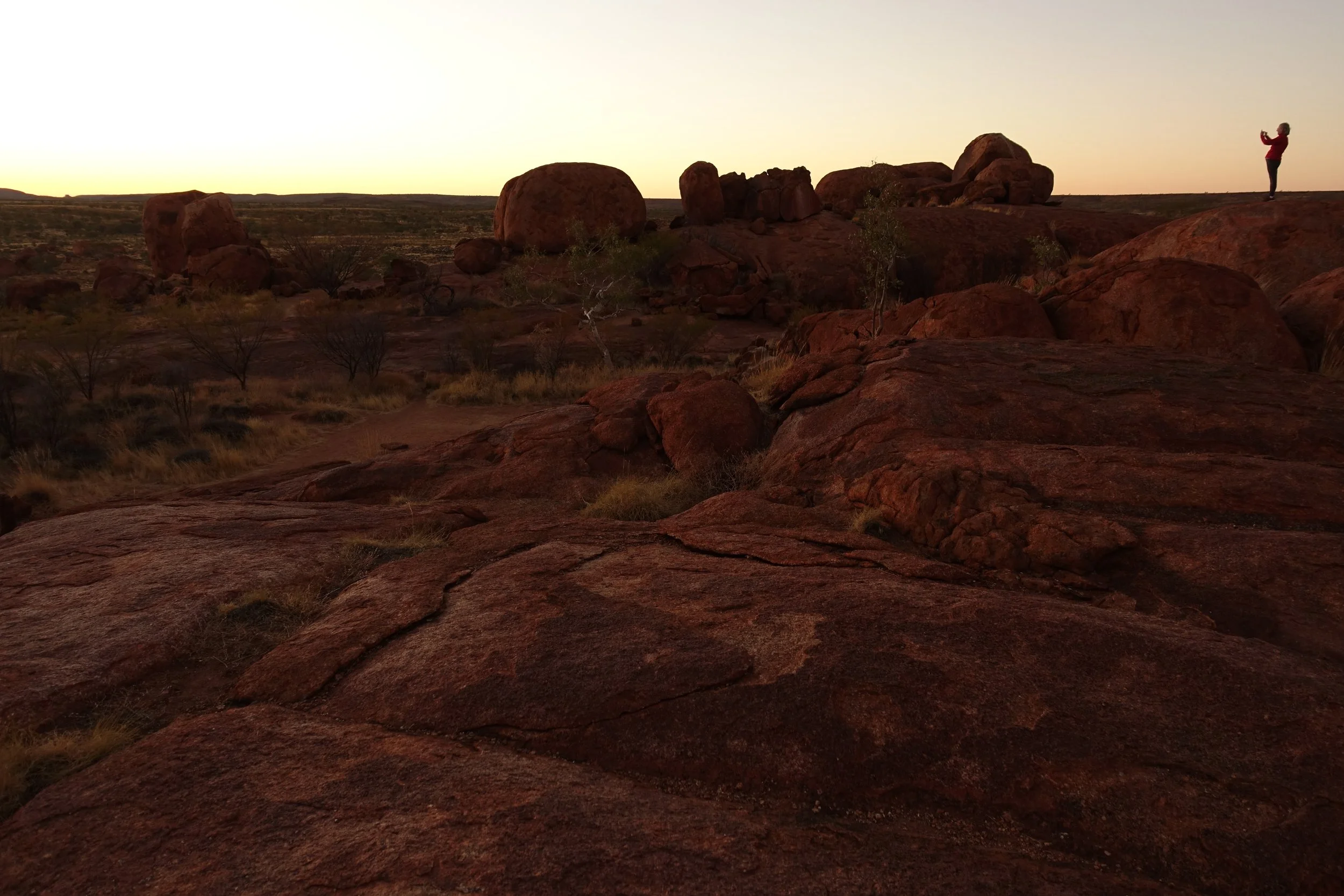  Karlu Karlu / Devils Marbles 