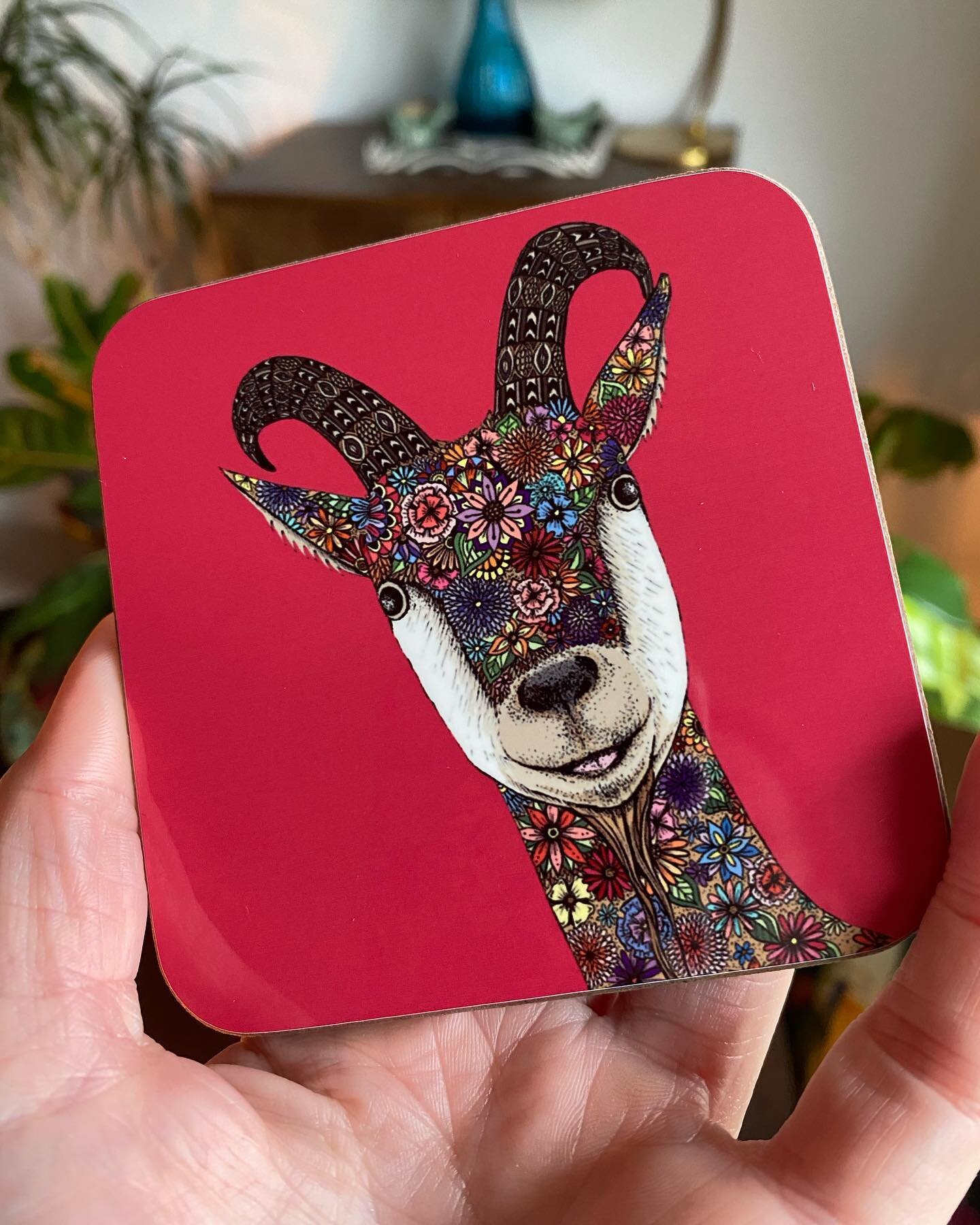 Introducing my new colorful and floral goat illustration (still to be named). This adorable fella 🐐 is perfect for adding a touch of whimsy to any space in your home. Available also as a placemat. Now available in my shop. #goatlove #goatsareawesome