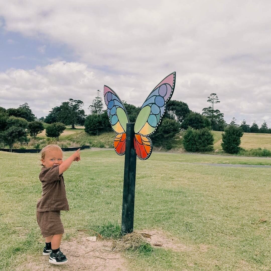 This colourful pair of fairy wings appeared in Hobsonville Fairy Village over a year ago! 

Sadly, one of the wings has been pulled off by goblins 🙄👿. 

But don&rsquo;t worry, Fairy Godmother Jo is working hard on creating a sparkly new pair to rep