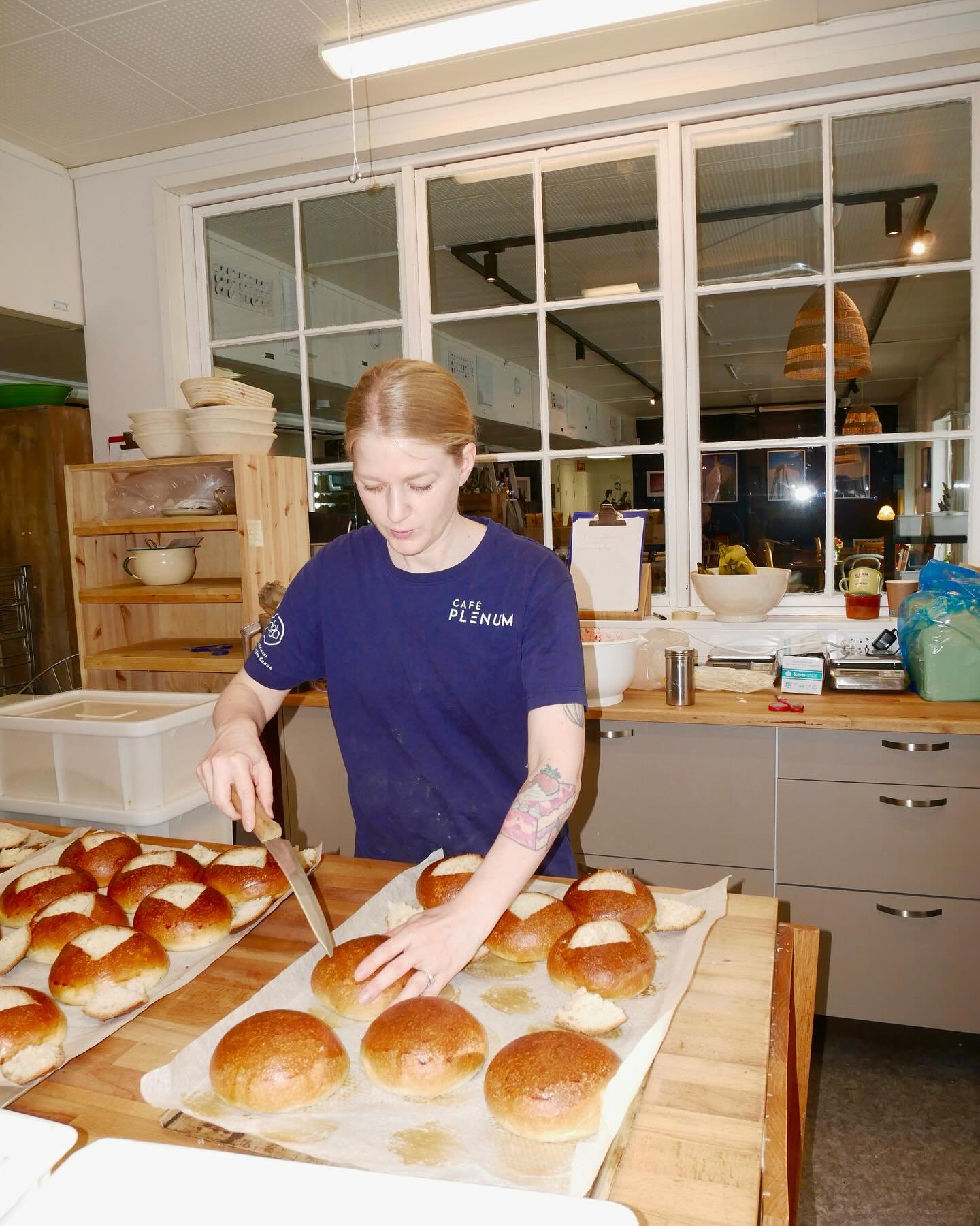 &Aring;rets h&oslash;ydepunkt for de som elsker krem og gj&aelig;rbakst! Fastelavn er her igjen og vi baker boller som aldri f&oslash;r!

Kom innom oss torsdag til s&oslash;ndag denne uken for &aring; smake godsakene (og her opererer vi med &laquo;f&