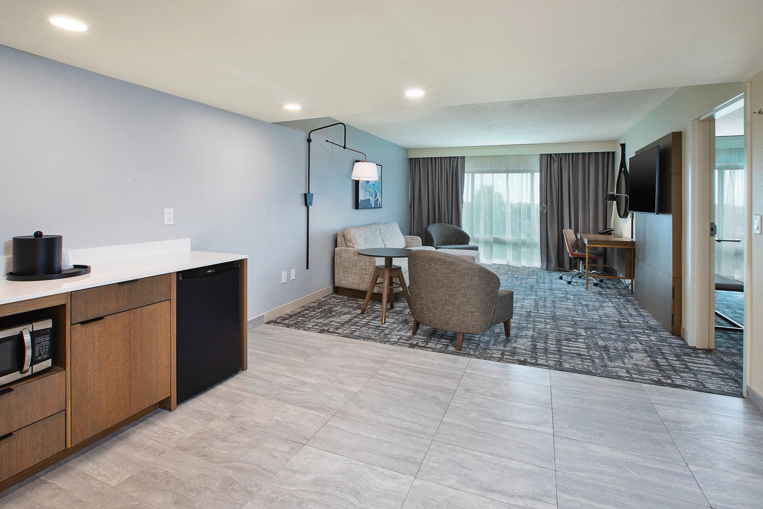 Vice Pres Suite 2-1.jpg