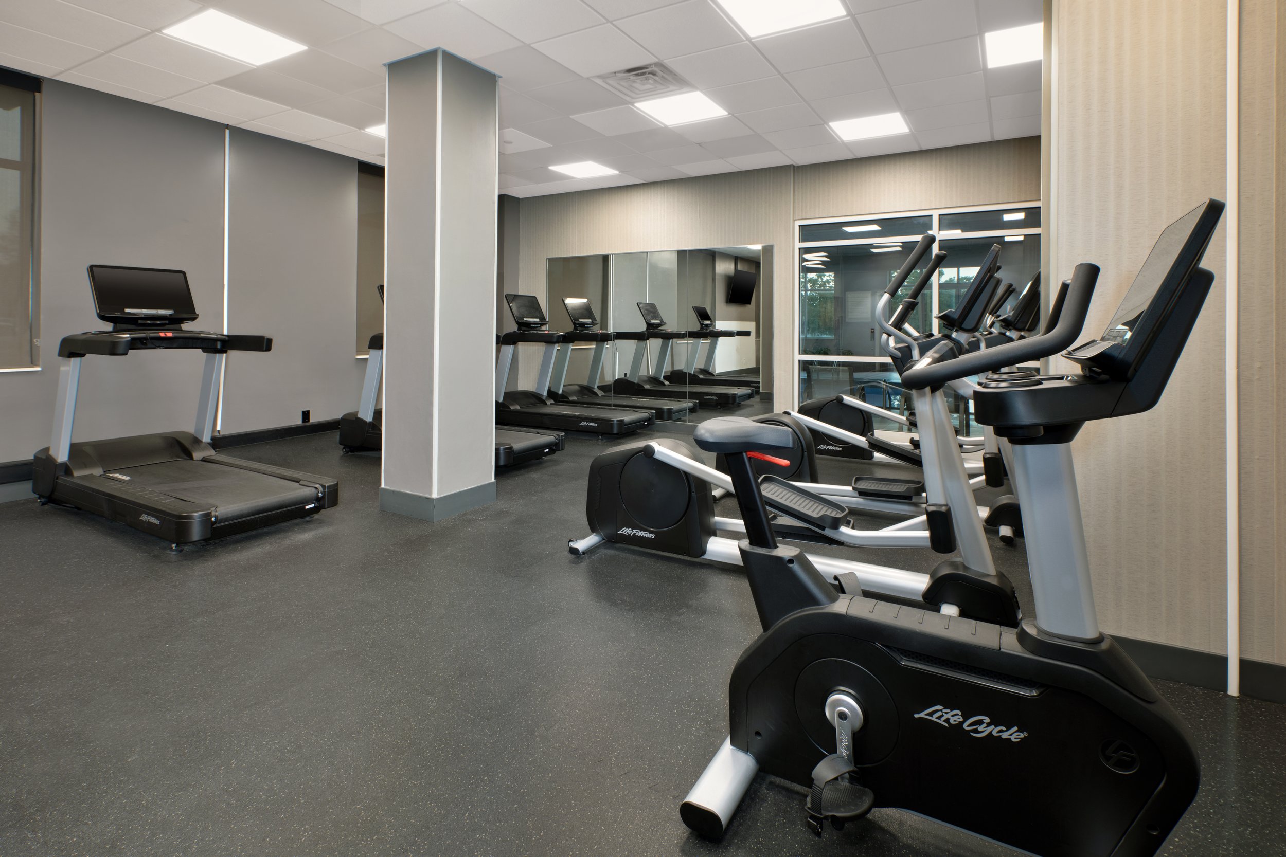 Fitness Center 1.jpg