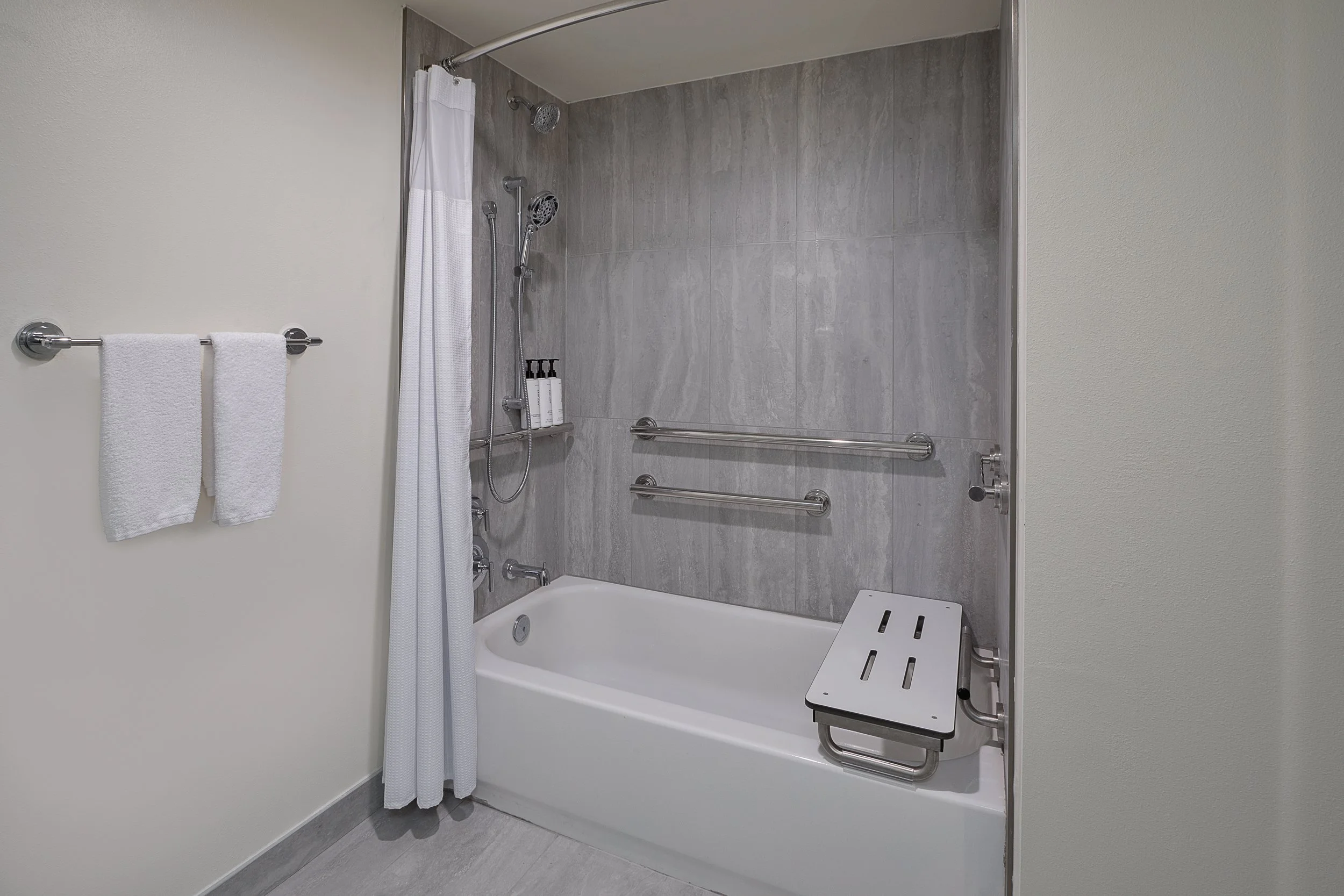 TWZN ADA Tub 1.jpg