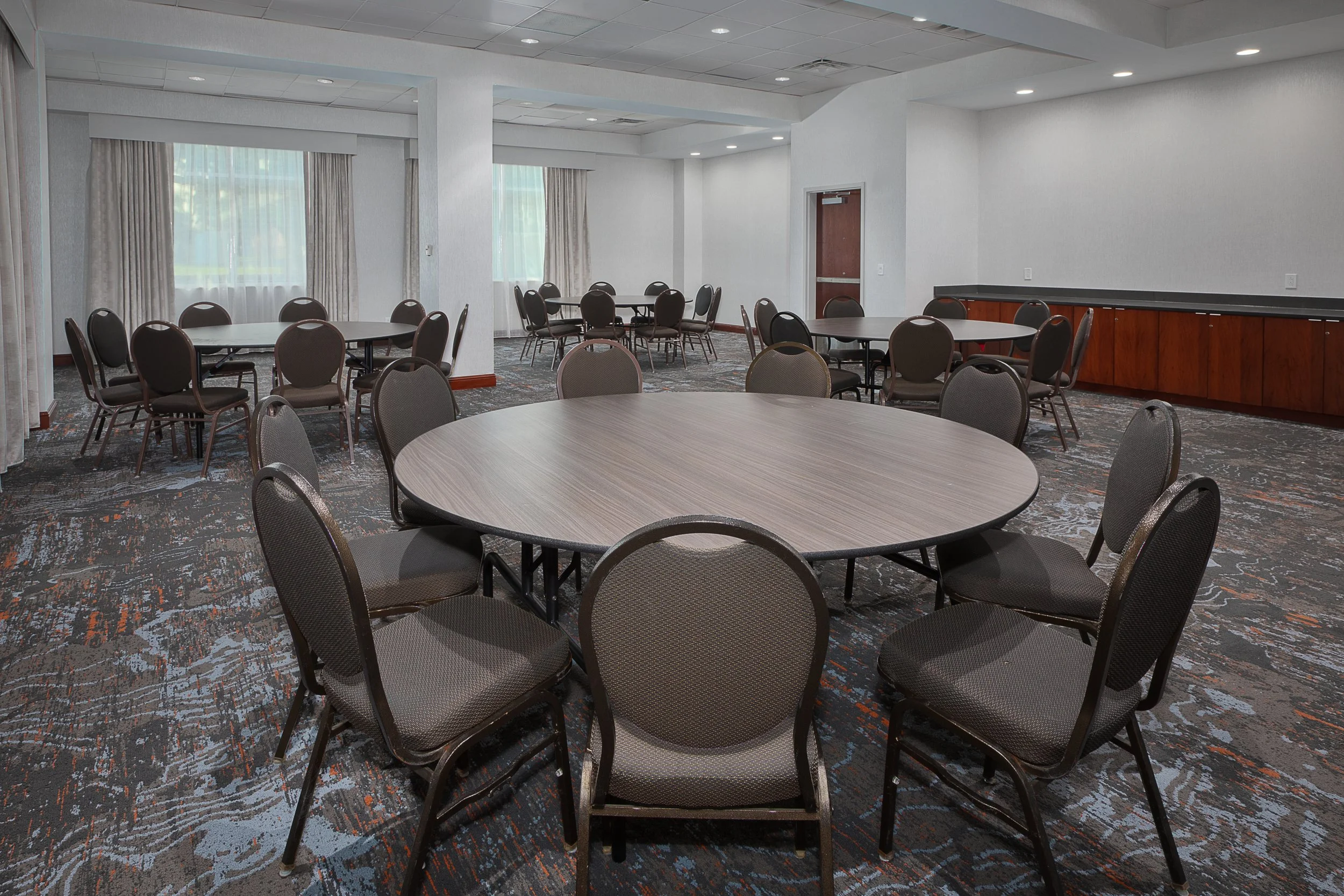 Meeting Room Rounds 1.jpg