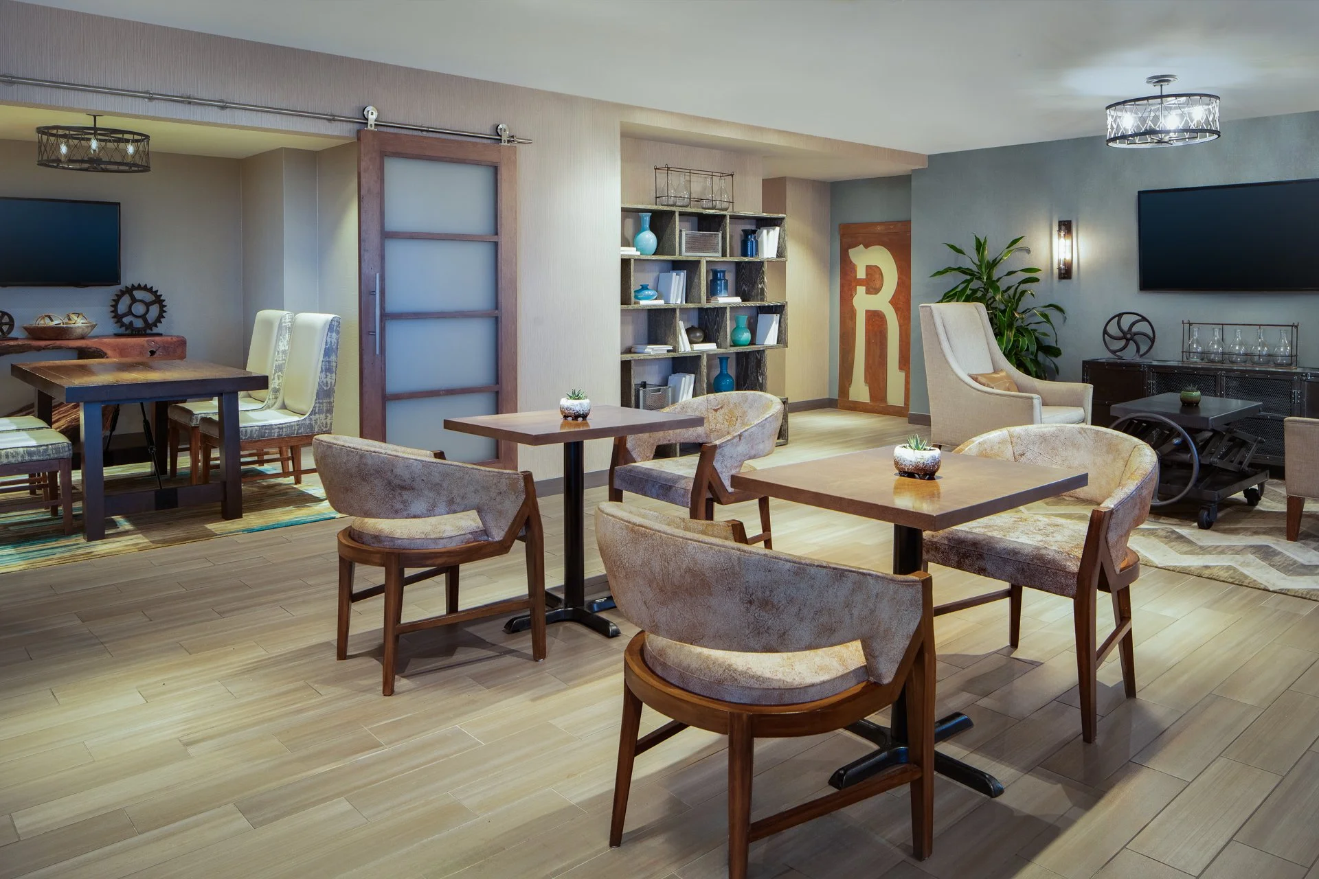 Concierge Lounge.jpg