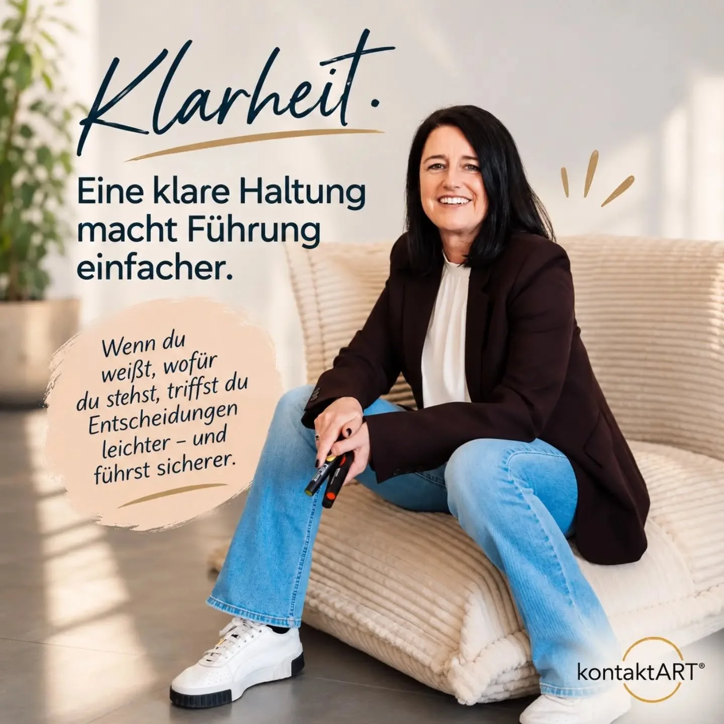 Supervision f&uuml;r F&uuml;hrungskr&auml;fte bei kontaktART&reg;
F&uuml;r mehr Klarheit. Haltung. Und Leichtigkeit in F&uuml;hrung.

Wenn du wissen m&ouml;chtest, ob eine Einzelsupervision zu deiner aktuellen Situation passt, schreib mir einfach ein