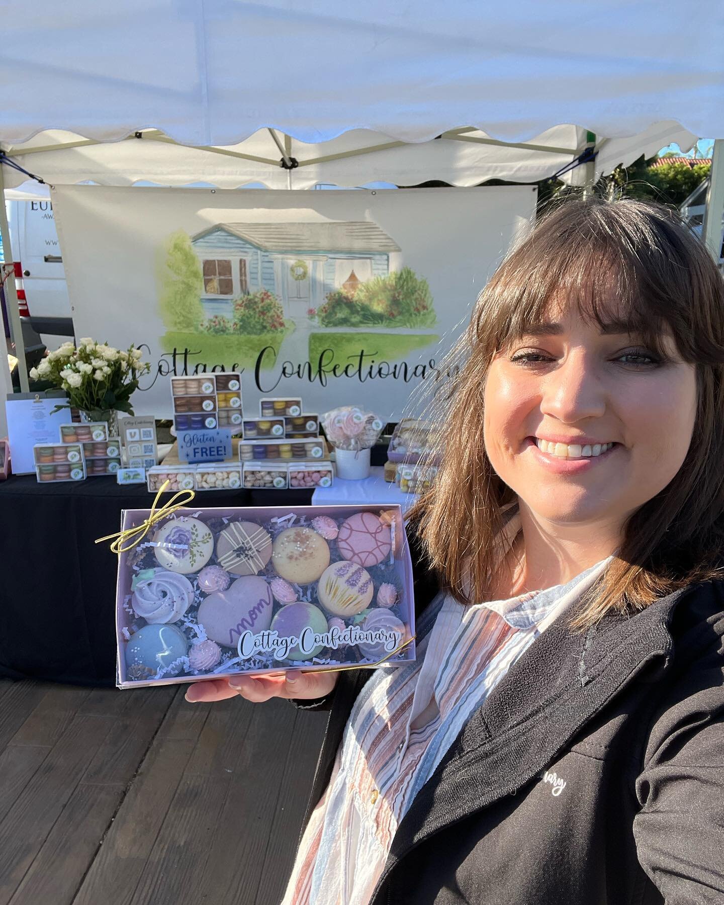 Market Day is here! 

I have both the new Let&rsquo;s Do Brunch Pack as well as the Mother&rsquo;s Day Gift Sets available today! Come on down to the Calabasas Farmer&rsquo;s Market from 8 am - 1 pm to get yours today! 
.
.
.
.
.
#calabasasfarmersmar