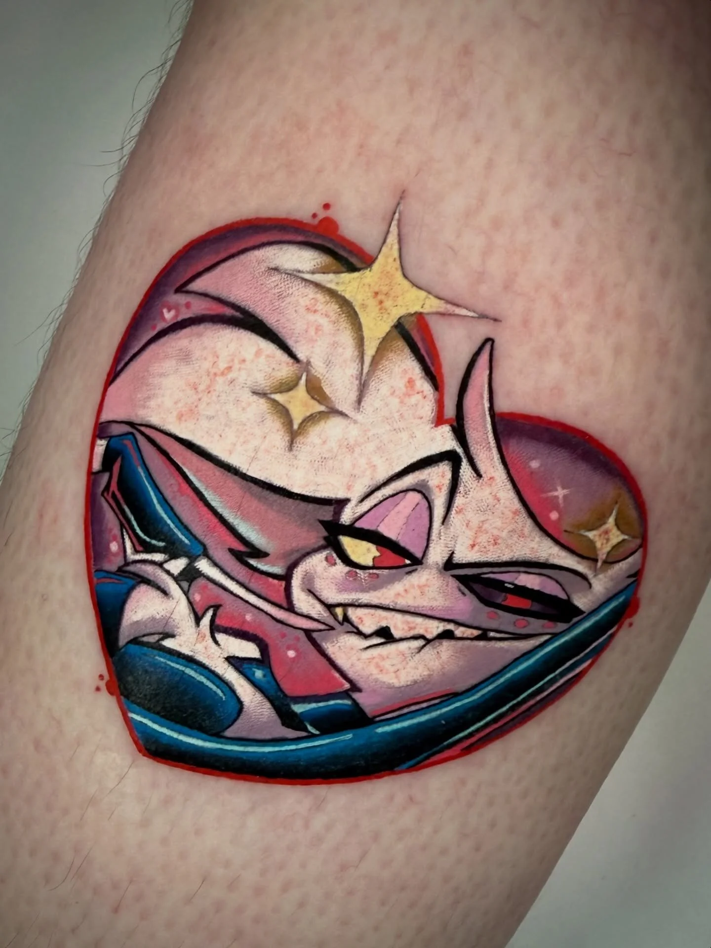 I cannot get over this Angel Dust I did for my sisters first tattoo! She sat so well and I can say I would have sat for a full colour packed piece for my first but she never ceases to prove she is tougher than me 🥲🤣 Love ya, so glad I got to finall