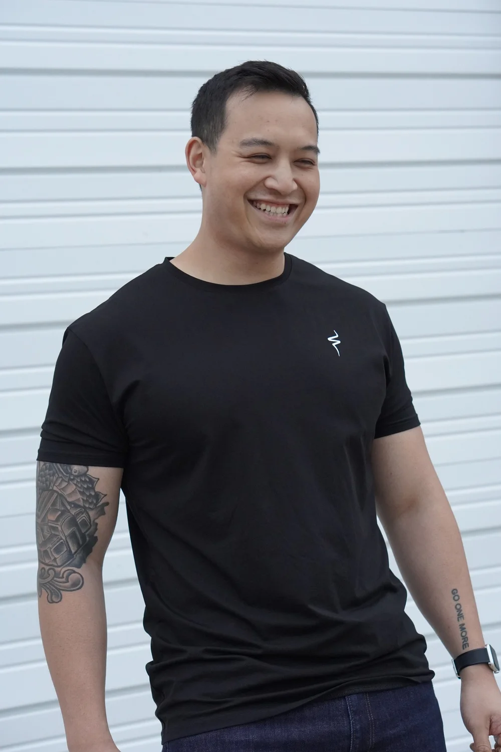 Classic Tee V2 - Black —NoStraightPath®