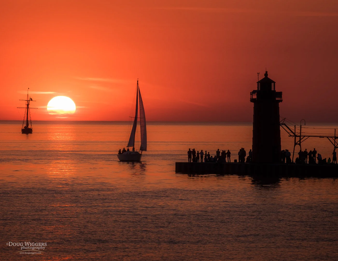 SH_TwoBoatsAtSunset.jpg