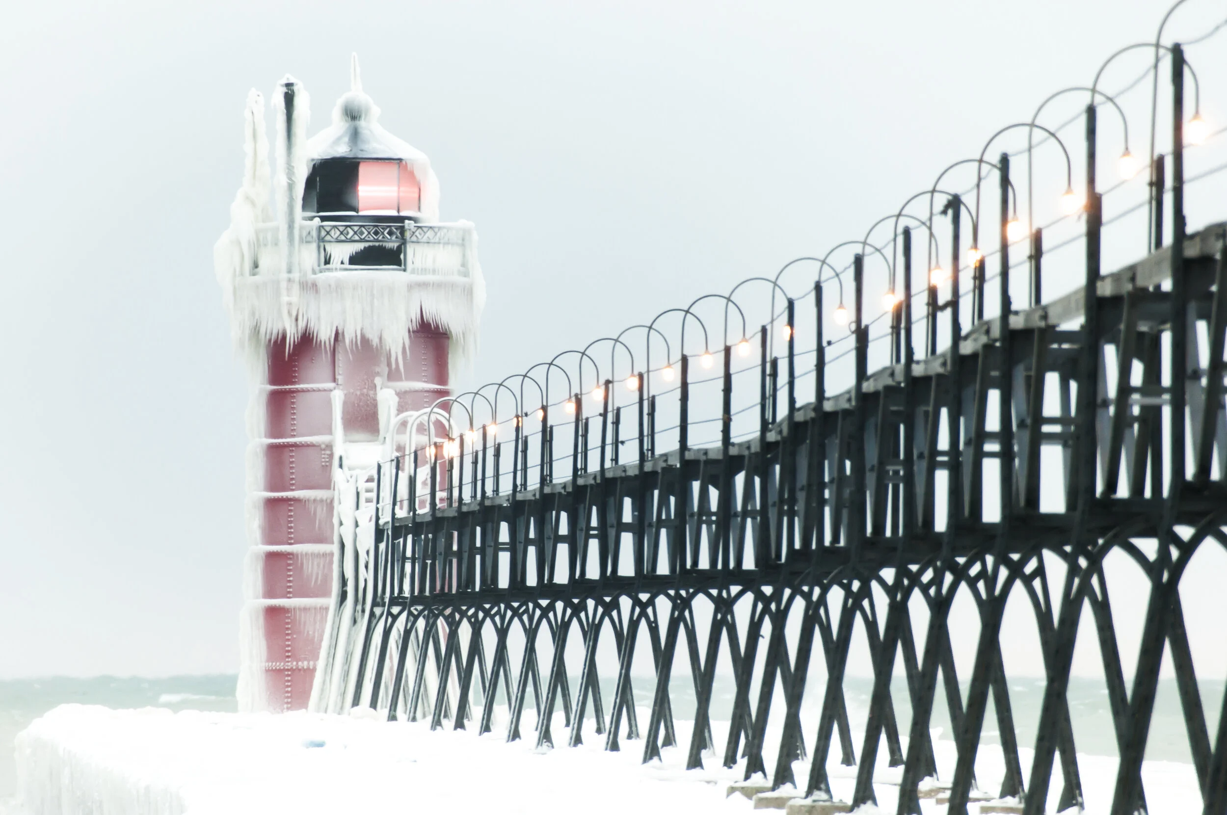 LighthouseInWinter.jpg