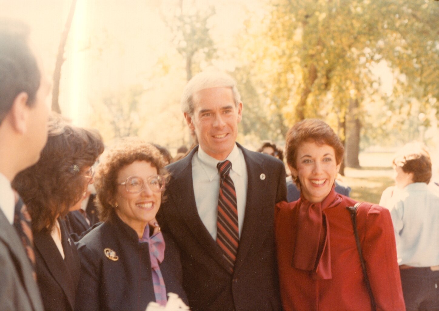Chicago Action for Soviet Jewry dedication of the Sharansky Free Speech Public Forum in Chicago's Lincoln Park.
Marillyn Tallman, co- chairman of Chicago Action for Soviet Jewry and Pam Cohen with
Congressman John Edward Porter, co-chair of the Cong