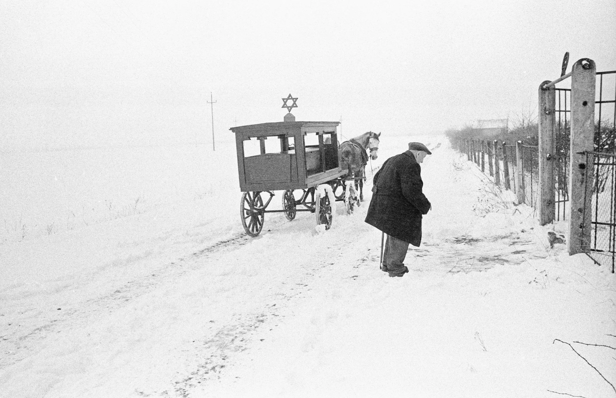 The Last Jews of Rădăuţi 1974-76