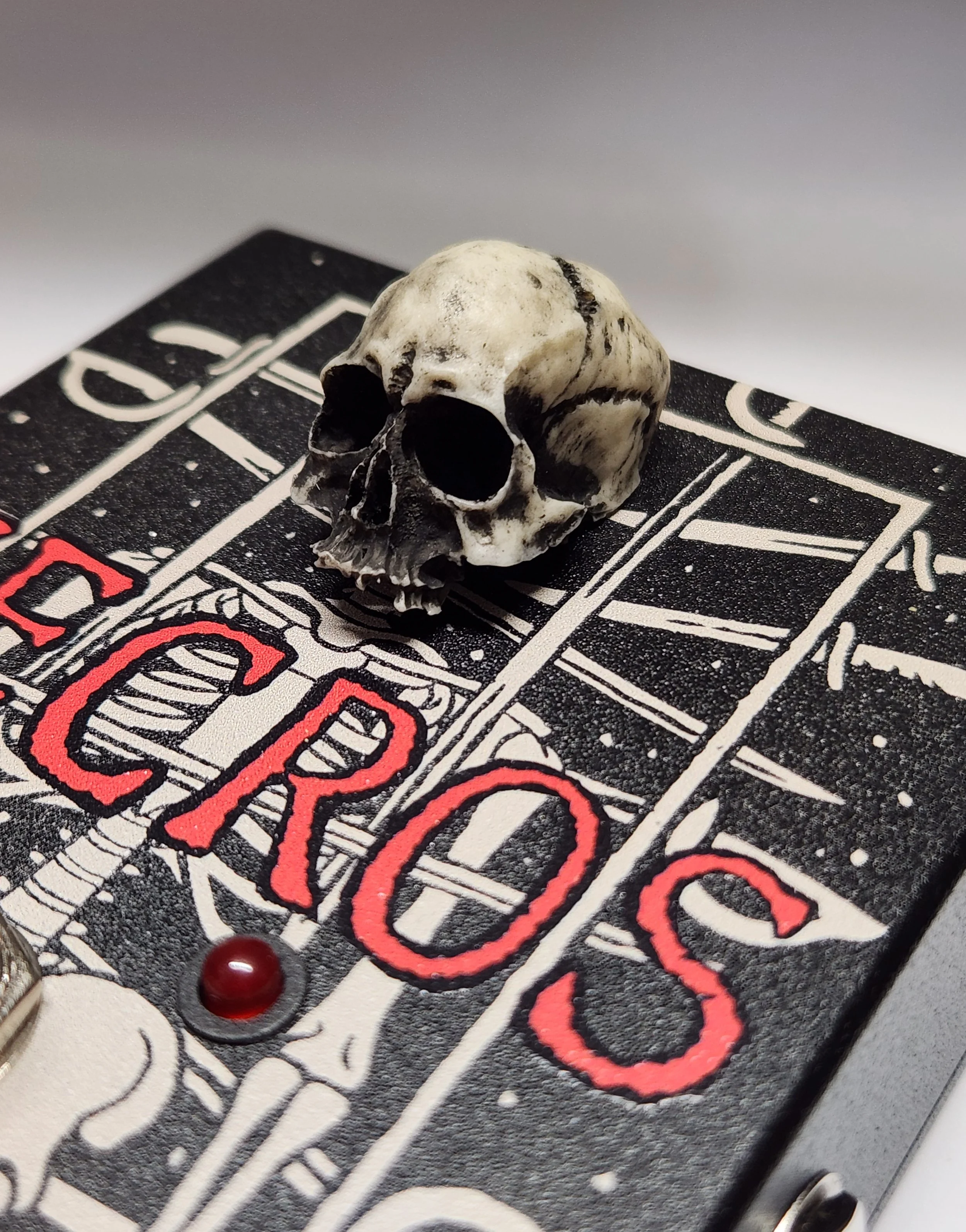 necros1.jpg
