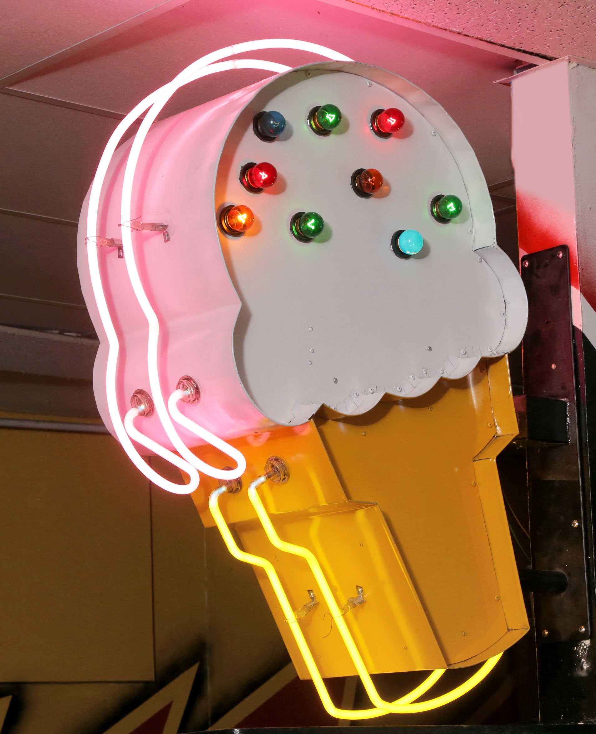 wm-icecreamside2.jpg